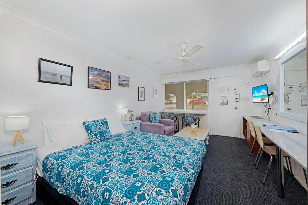 Bundaberg Coral Villa Motor Inn Esterno foto