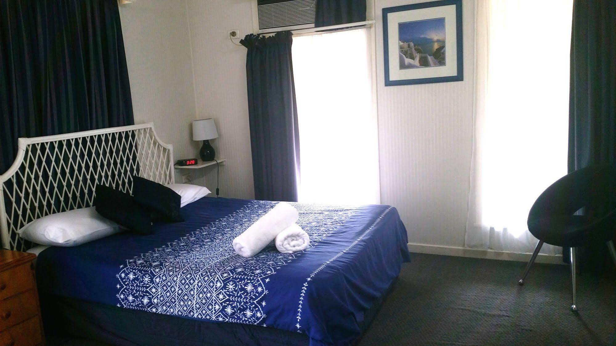 Bundaberg Coral Villa Motor Inn Esterno foto
