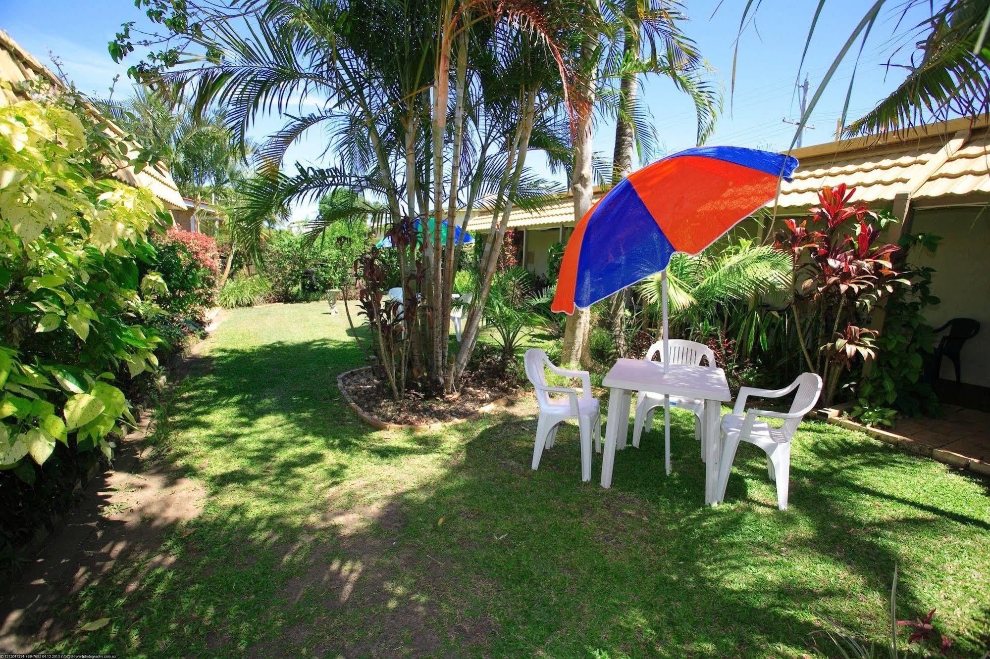 Bundaberg Coral Villa Motor Inn Esterno foto
