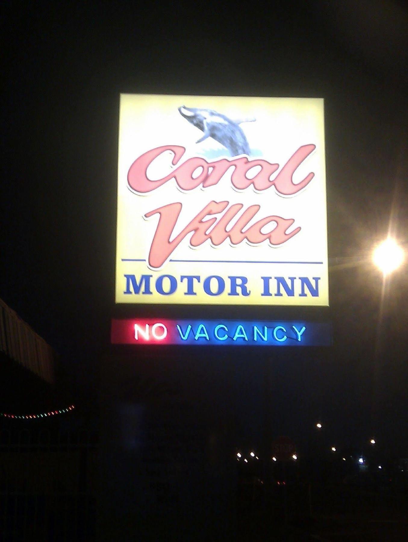 Bundaberg Coral Villa Motor Inn Esterno foto